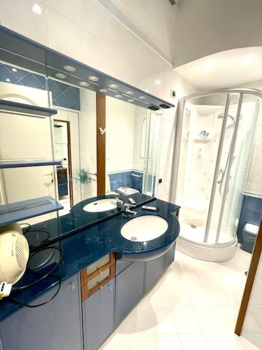Colosseum Charming Stay Rom Exteriör bild